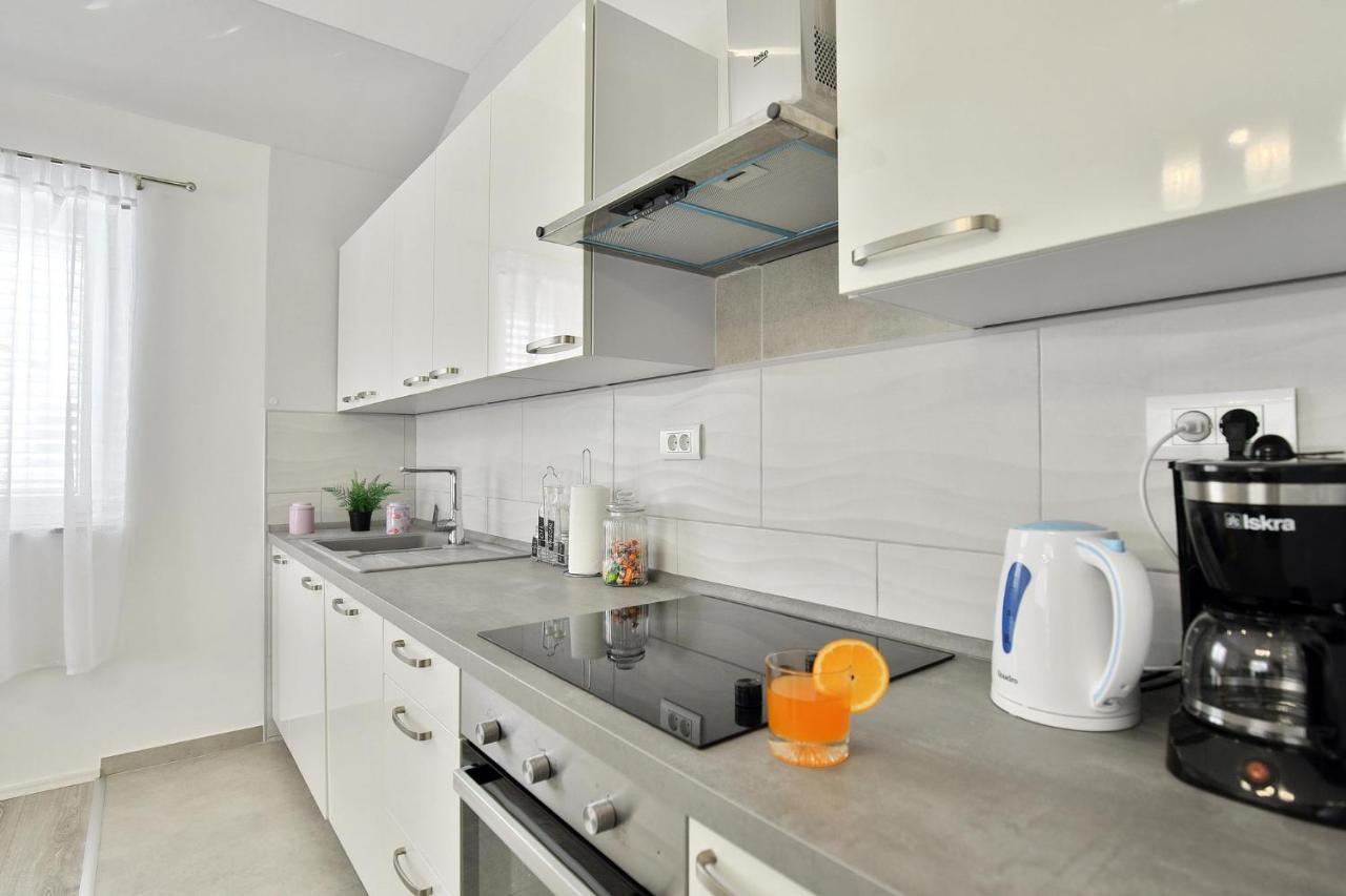 Apartments Mica 沃希 外观 照片